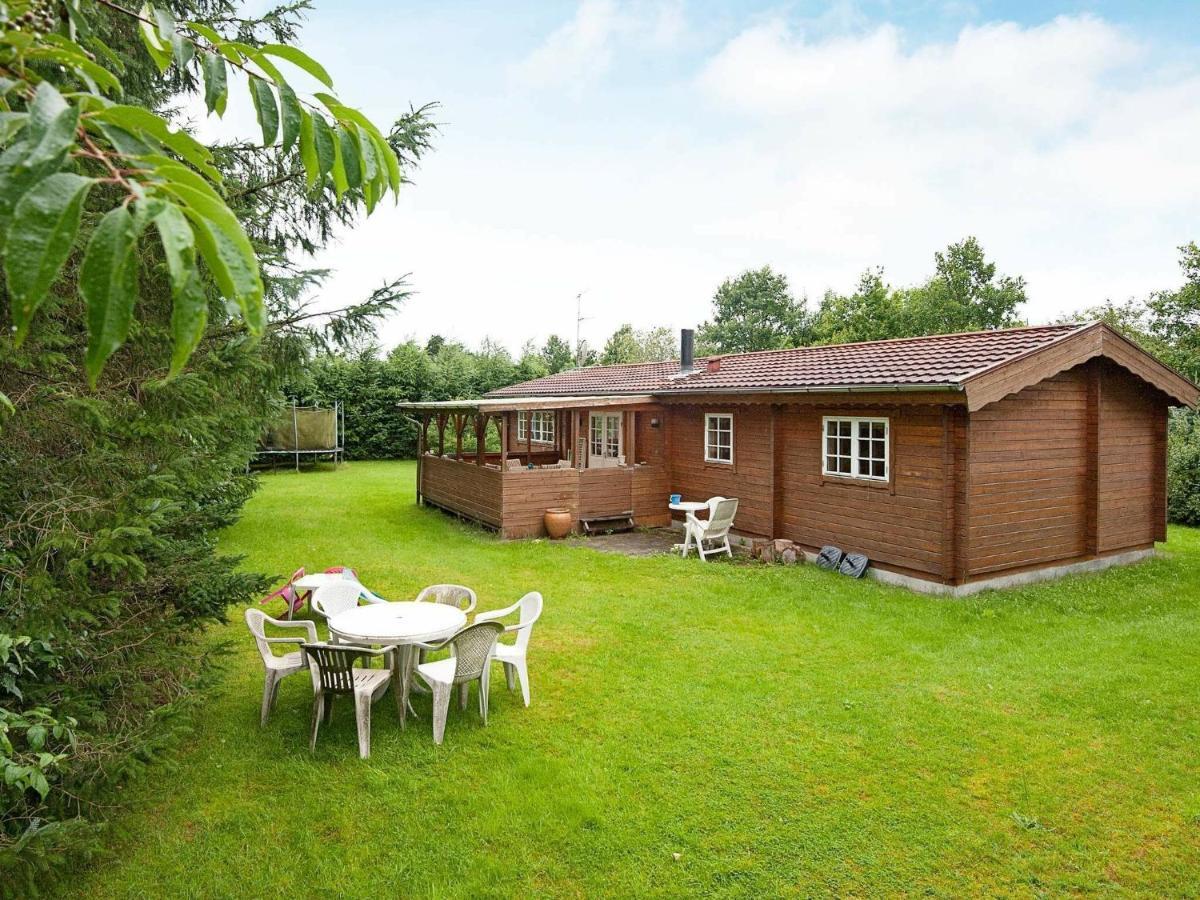 6 Person Holiday Home In F Rvang Farvang Экстерьер фото